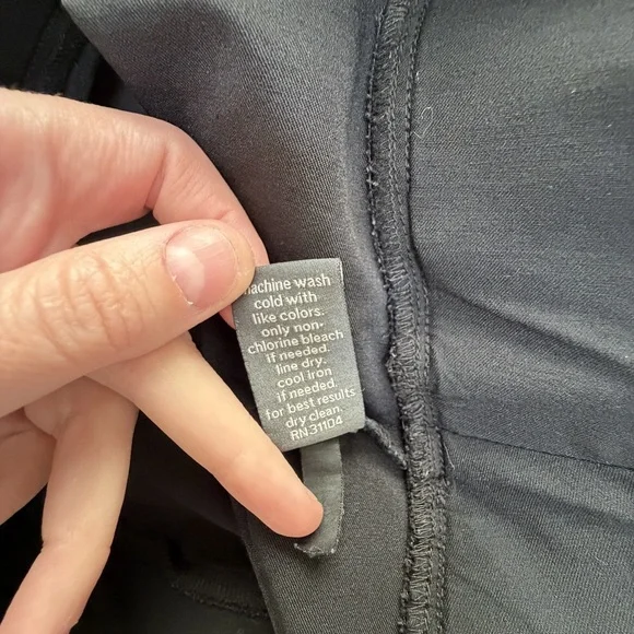 The Limited Exact Stretch Black Skinny Pants Size 14 - Picture 6 of 7